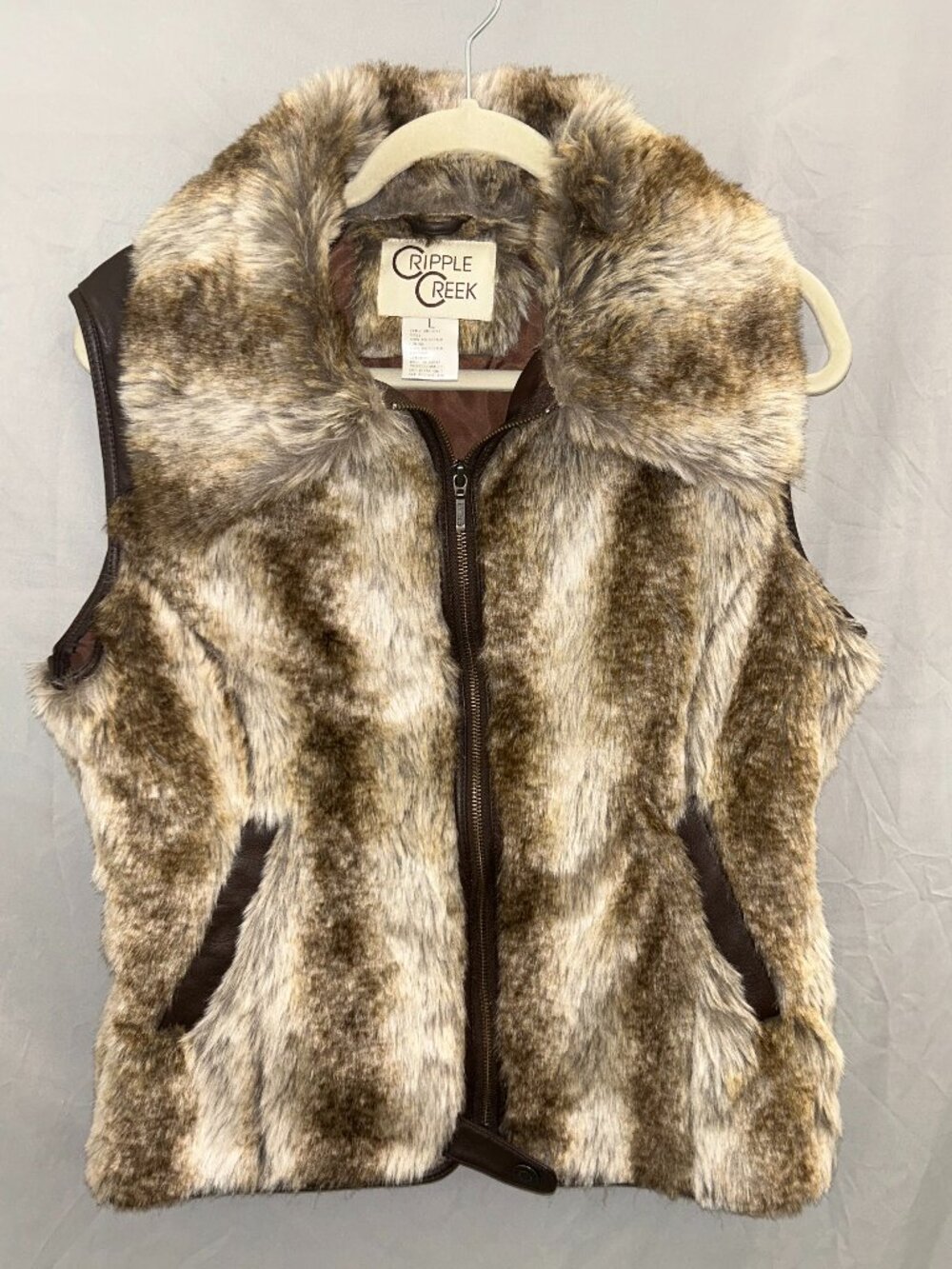 Cripple Creek Faux Fur Women's Vest Size Large